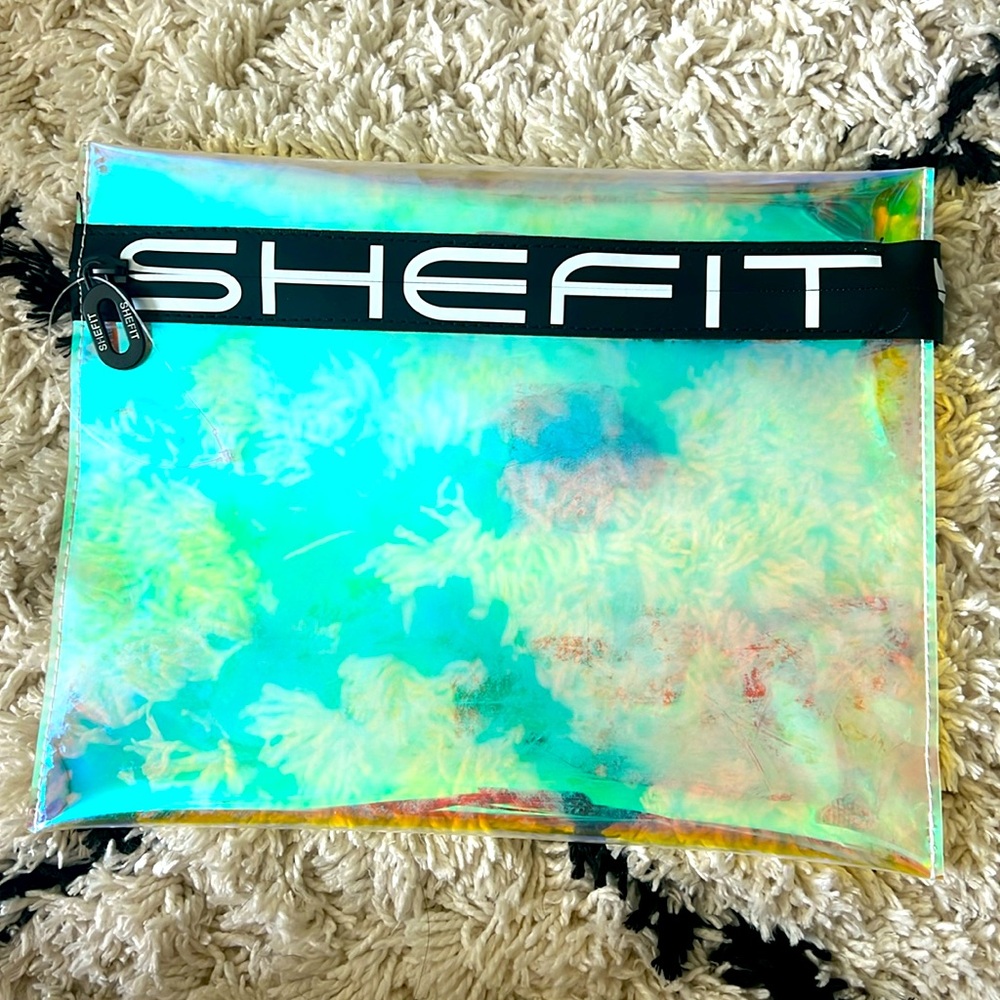 Chrome clear pouch